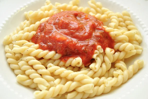 Gemelli Pasta dengan Saus Tomato — Stok Foto