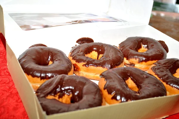 Donuts 6 pack