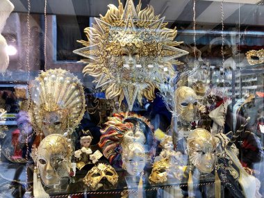 İtalya. Venedik karnaval maskeleri