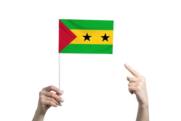 Eine Schöne Weibliche Hand Hält Eine Flagge Von Sao Tome — Stockfoto