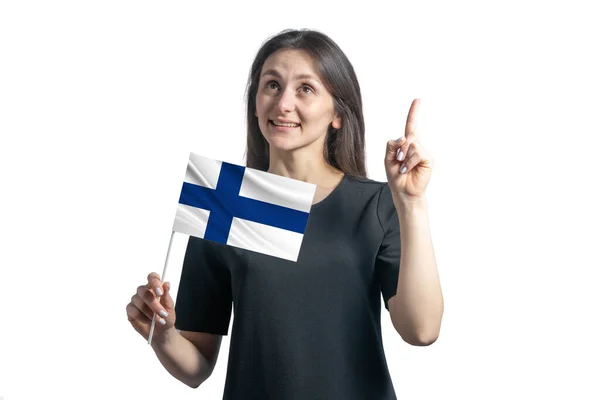 幸せな若い白い女性保持フラグのフィンランドとポイント親指アップ隔離された白い背景 — ストック写真