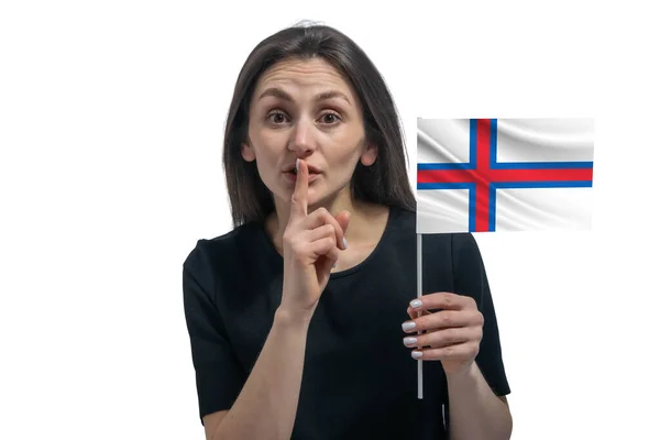 Glad Ung Vit Kvinna Som Håller Flagga Färöarna Och Håller — Stockfoto