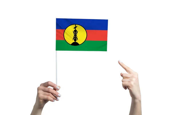 Красивая Женская Рука Держит Флаг Новой Каледонии Котором Показывает Палец — стоковое фото