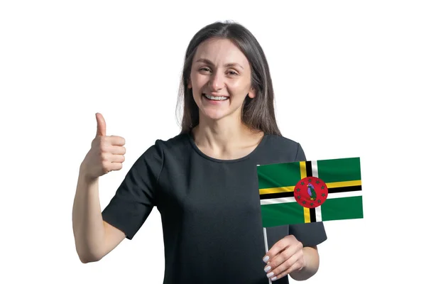 Счастливая Молодая Белая Женщина Флагом Доминики Показывает Класс Вручную Изолированы — стоковое фото