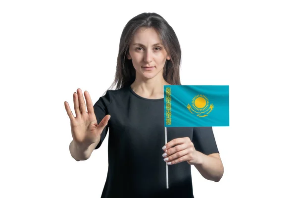 Fröhliche Junge Weiße Frau Mit Flagge Kasachstans Und Ernstem Gesicht — Stockfoto