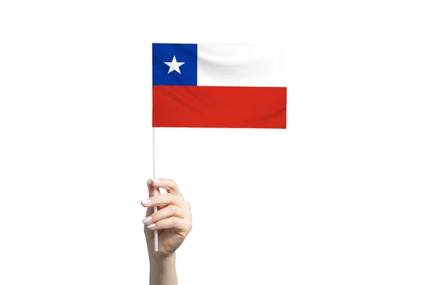 Hermosa Mano Femenina Sosteniendo Bandera Chile Aislada Sobre Fondo Blanco — Foto de Stock