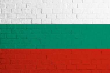 Bulgaristan bayrağı. Bulgaristan bayrağının tuğla duvar dokusu.