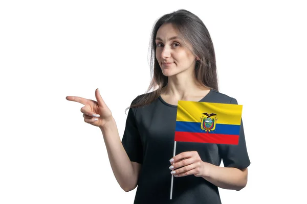 Jovem Mulher Branca Feliz Segurando Bandeira Equador Aponta Para Esquerda — Fotografia de Stock