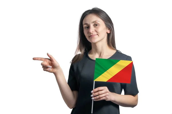 Jovem Mulher Branca Feliz Segurando Bandeira República Congo Aponta Para — Fotografia de Stock