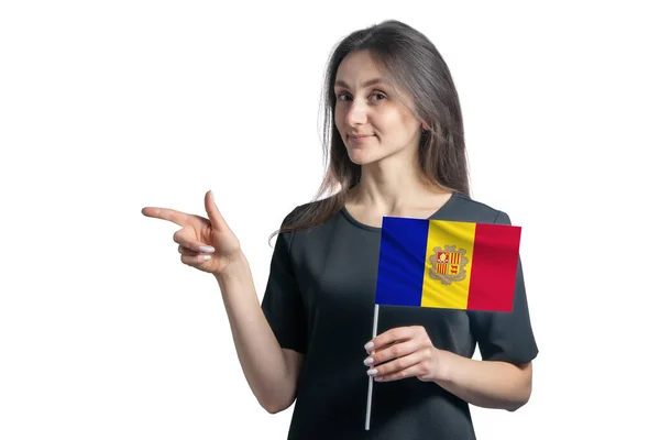 Glad Ung Vit Kvinna Med Flagga Andorra Och Pekar Till — Stockfoto