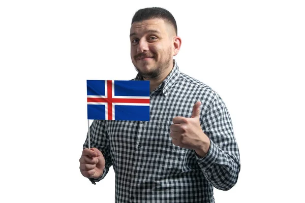 Biały Facet Flagą Islandii Pokazuje Klasę Ręcznie Odizolowaną Białym Tle — Zdjęcie stockowe