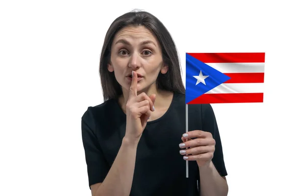 Mujer Blanca Joven Feliz Sosteniendo Bandera Puerto Rico Sostiene Dedo — Foto de Stock