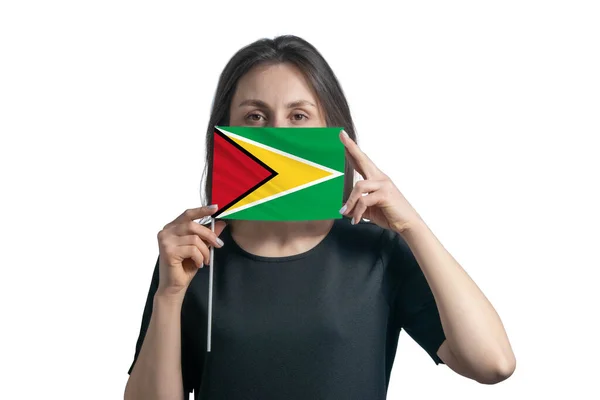 Gelukkige Jonge Blanke Vrouw Met Vlag Guyana Vlag Bedekt Haar — Stockfoto