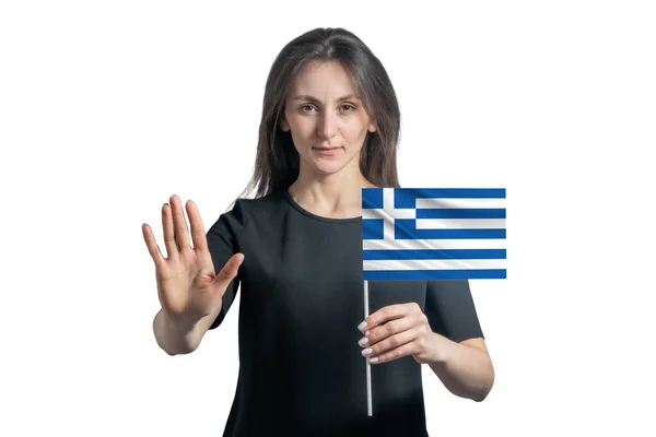 Счастливая Молодая Белая Женщина Флагом Греции Серьезным Лицом Показывает Руку — стоковое фото