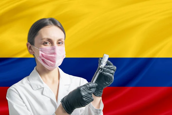 Menina Médica Prepara Vacinação Contra Pano Fundo Bandeira Colômbia Conceito — Fotografia de Stock