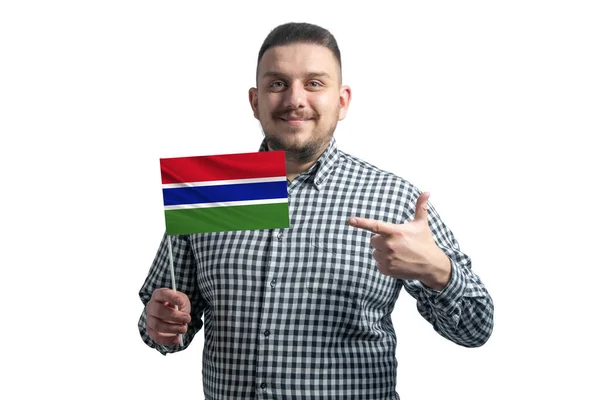 Blanke Man Met Een Vlag Van Gambia Wijst Met Vinger — Stockfoto