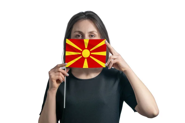 Jovem Mulher Branca Feliz Segurando Bandeira Bandeira Macedônia Norte Cobre — Fotografia de Stock