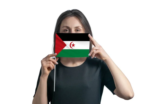 Glückliche Junge Weiße Frau Mit Fahne Westsahara Flagge Und Bedeckt — Stockfoto