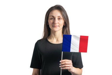 Fransız bayrağını tutan mutlu beyaz kız beyaz bir arka planda izole edilmiş..