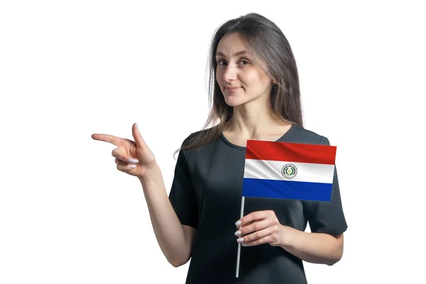 Ευτυχισμένη Νεαρή Λευκή Γυναίκα Σημαία Την Παραγουάη Και Δείχνει Προς — Φωτογραφία Αρχείου