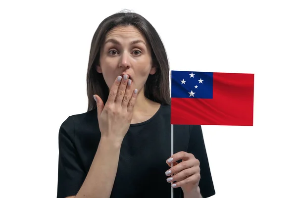 Gelukkig Jong Wit Vrouw Met Vlag Van Samoa Bedekt Haar — Stockfoto