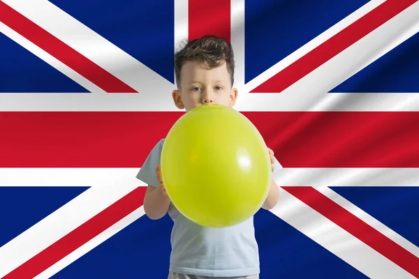 Dia Das Crianças Reino Unido Menino Branco Com Balão Fundo — Fotografia de Stock