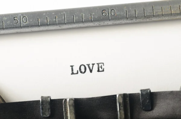 Word love typed on  typewriter — Stock Photo, Image