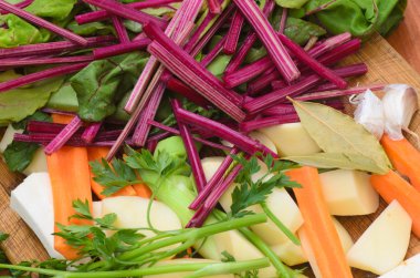 sebze çorbası malzemeler 