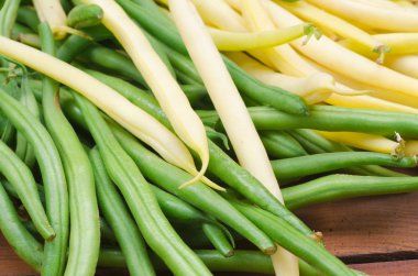 yeşil ve sarı fasulye