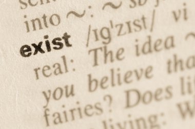 Kelimenin sözlük tanımı var 