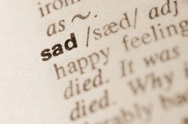 Üzgün kelimenin sözlük tanımı 