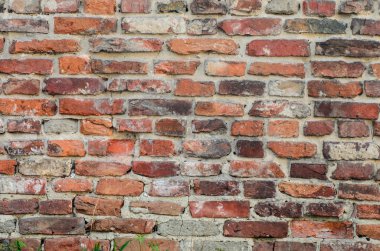 kırmızı tuğla duvar