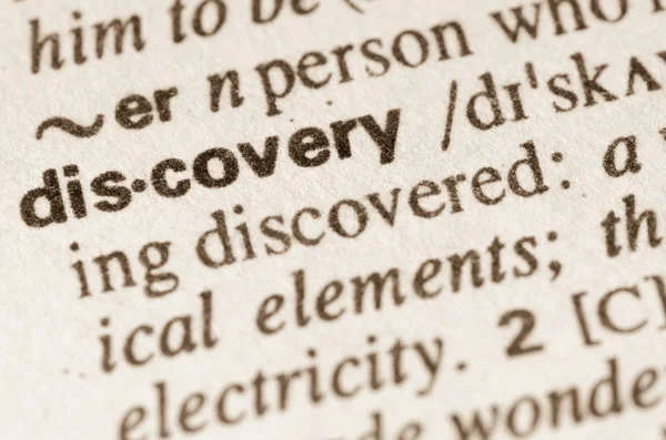 Dictionary definition of word  discovery — Stockfoto