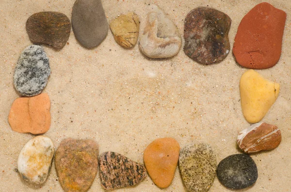 Pebbles sammansättning på sten — Stockfoto