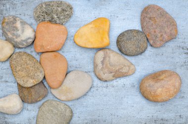 çakıl taşları kompozisyon