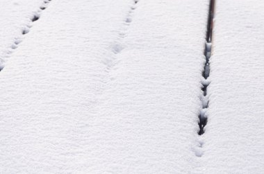 boş tablo karla kaplı 