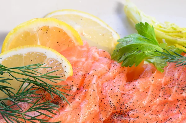 Close-up para carpaccio de salmão — Fotografia de Stock