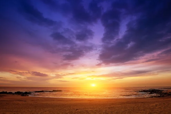 Przylądek Zachód Słońca Nad Morzem Ocean Atlantycki Wieczorem Piękna Przyroda — Zdjęcie stockowe