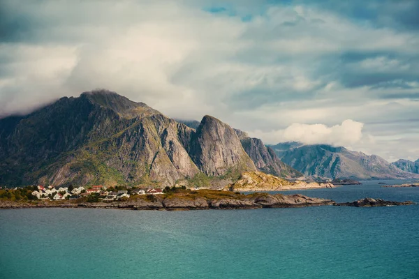 Góra Reinebringen Wioska Rheine Piękna Przyroda Północnej Norwegii Wyspy Lofoty — Zdjęcie stockowe