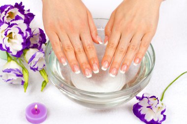 el ile Fransız manikür