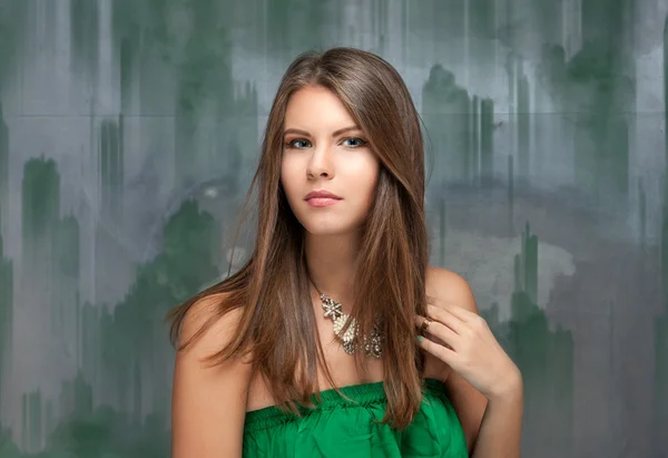 Mujer con maquillaje brillante —  Fotos de Stock