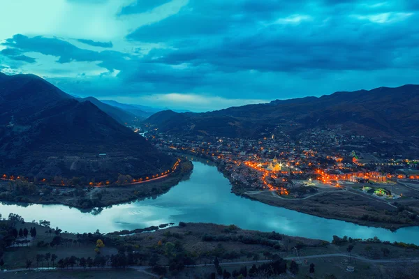 Zhinvali reservoir in Georgië land — Stockfoto