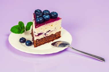 Yaban mersinli kek parça