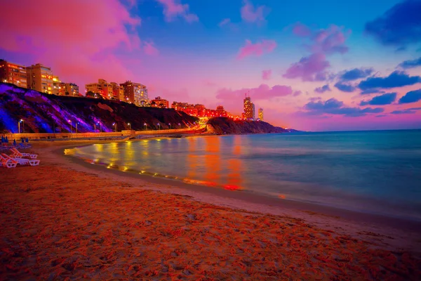 Netanya cidade ao pôr do sol, Israel — Fotografia de Stock