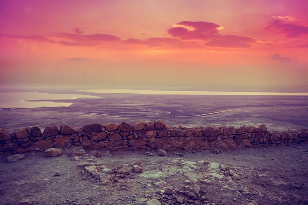 Восход солнца над крепостью Масада — стоковое фото