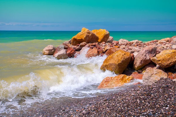 Rocky sea coast — Stock Photo, Image
