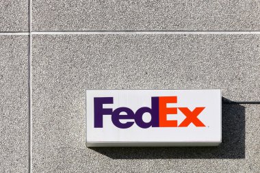 FedEx işareti bir duvar