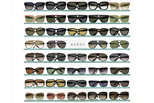 Gucci sunglasses in a store — Stock Photo, Image