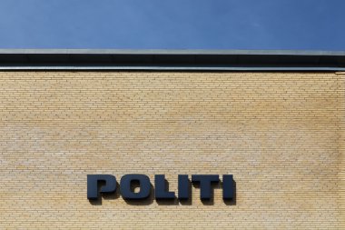 Danimarka polisi işareti bir duvar