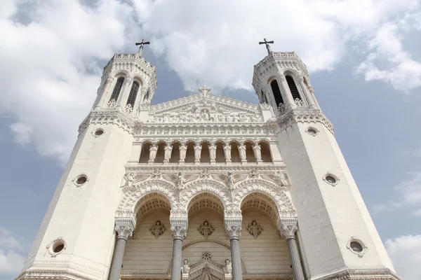 Basílica de Notre-Dame de Fourviere em Lyon, França — Fotografia de Stock